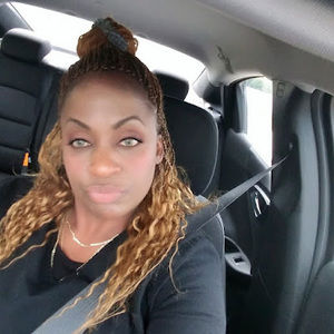 Meet your Posher, Felice